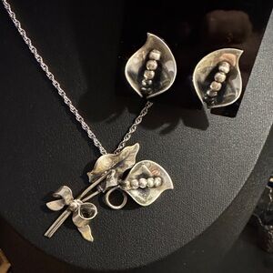 1940 -60’s Sterling Silver Calla Lilly Flower Necklace & Screw-back Earrings